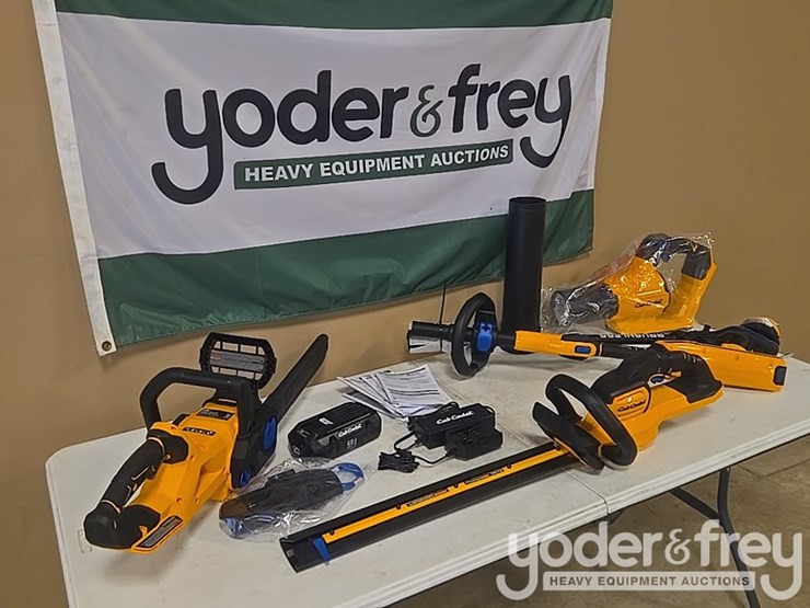 unused-6-pc-cub-cadet-tool-kit-c/w-ht24e-hedge-trimmer,-cs160e-cordless-chainsaw,-lb600e-leaf-blower,-st16e-string-trimmer,-battery-image-3