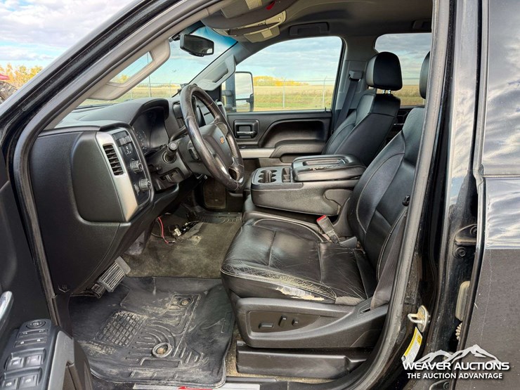 2017-chevrolet-silverado-2500hd-lt-image-7