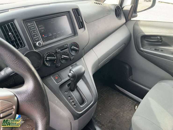 2021-nissan-nv200-image-19