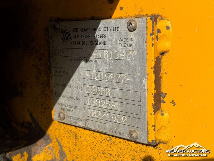 jcb-js220-lc-image-14