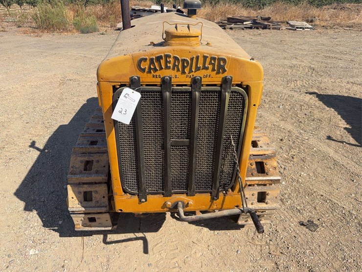 caterpillar-15-image-9