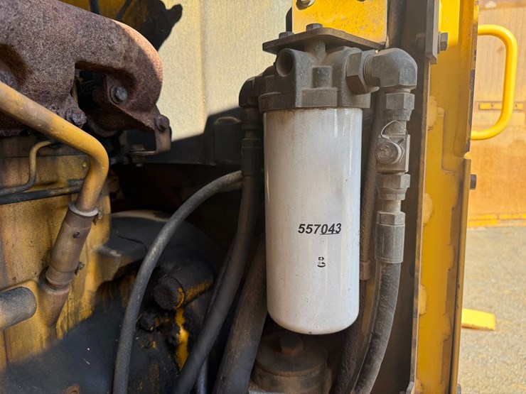 deere-672d-image-106