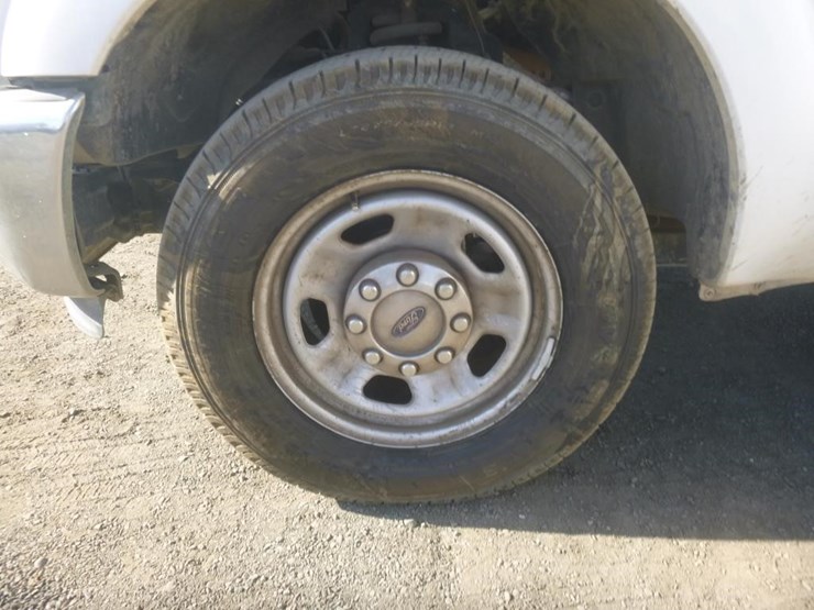 2015-ford-f350-image-18