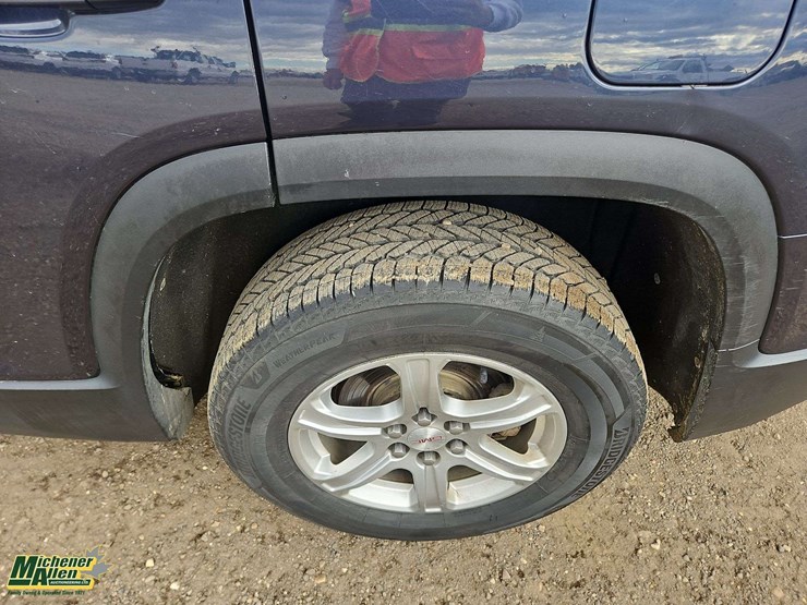 2018-gmc-acadia-image-9