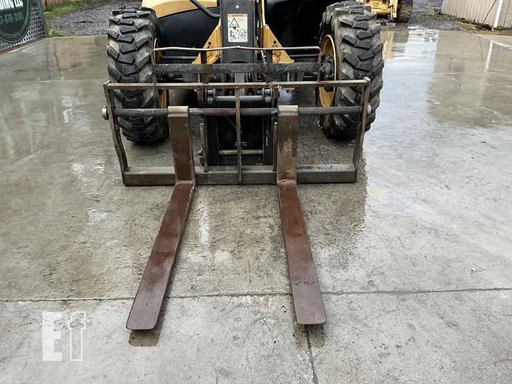 2014-caterpillar-th407c-image-9
