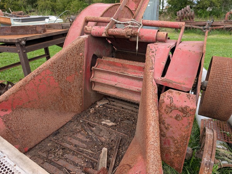 #4052-•-fox-silo-filler-image-6