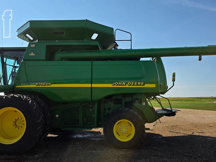 2001-john-deere-9750-sts-image-2