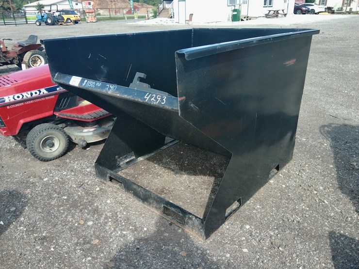 2-yard-front-dump-hopper-image-1
