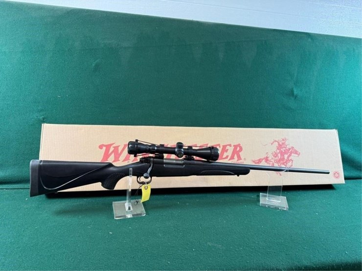 winchester-mdl.70-7mm-wsm-rifle-image-1