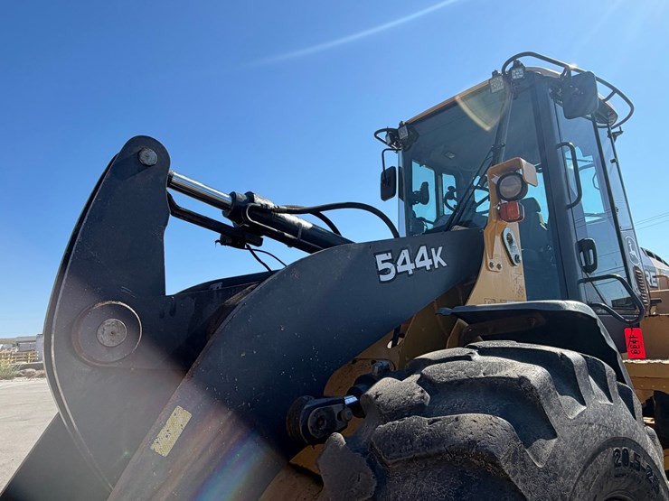 deere-544k-image-12
