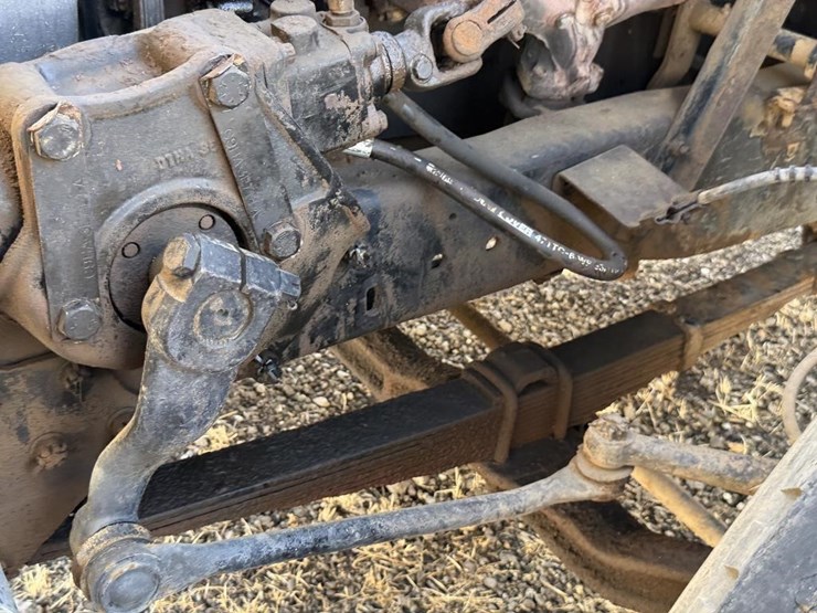 ford-f700-image-37