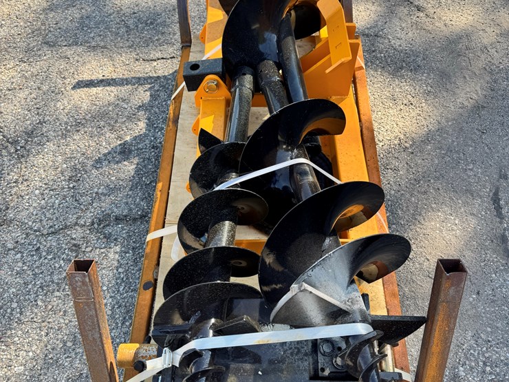 future-skid-steer-loader-auger-w/-two-rods-image-2