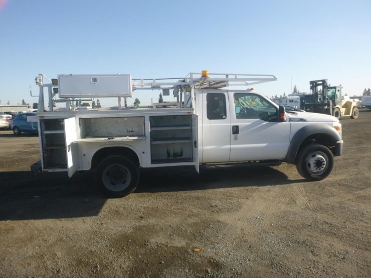 2015-ford-f550-image-6