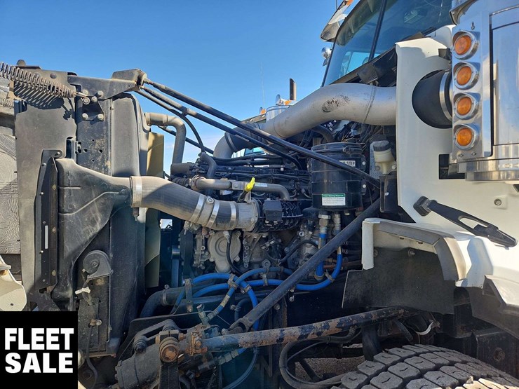 2018-western-star-4900-image-32
