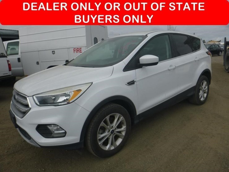 2017-ford-escape-image-1