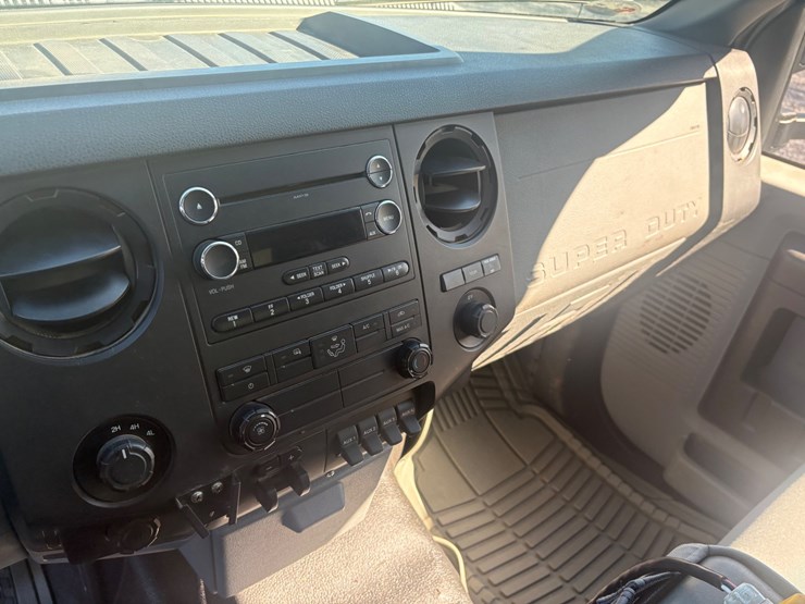 2016-ford-f450-image-19