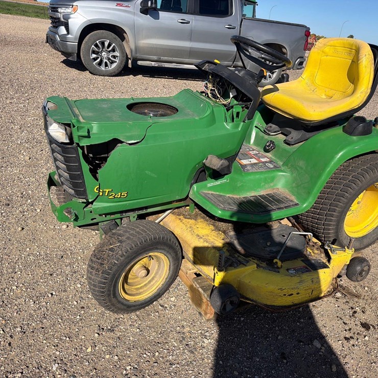 JOHN DEERE 245