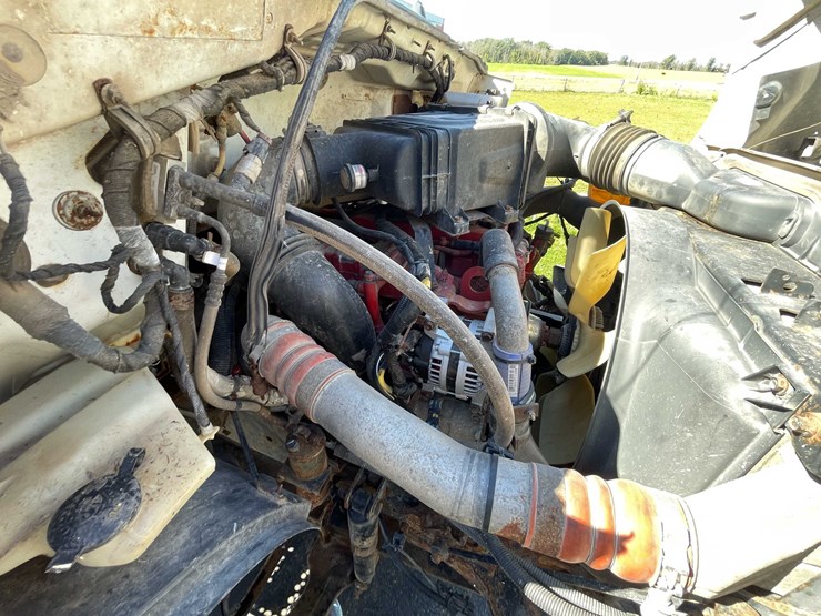 2013-ford-f750-image-64