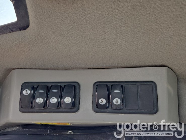 2018-caterpillar-299d2-image-58