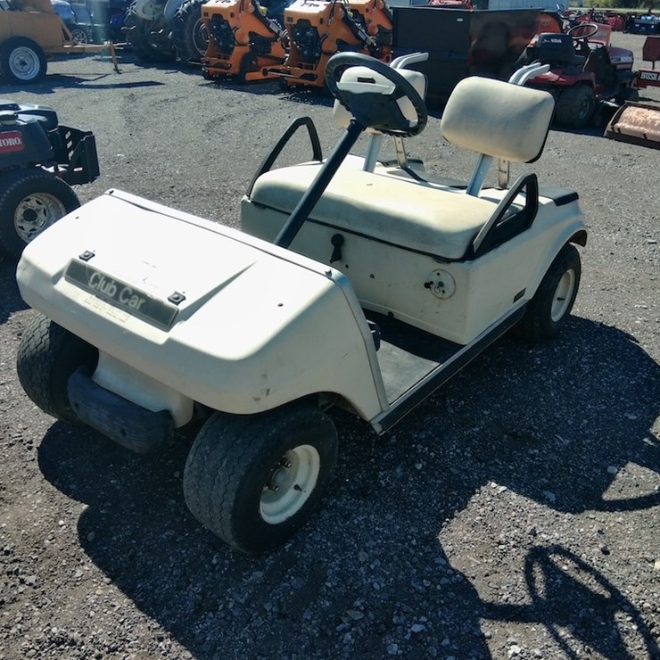 CLUB CAR DS GOLF CART