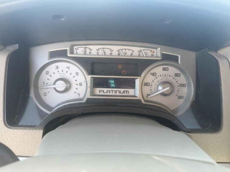 2010-ford-f150-platinum-image-41