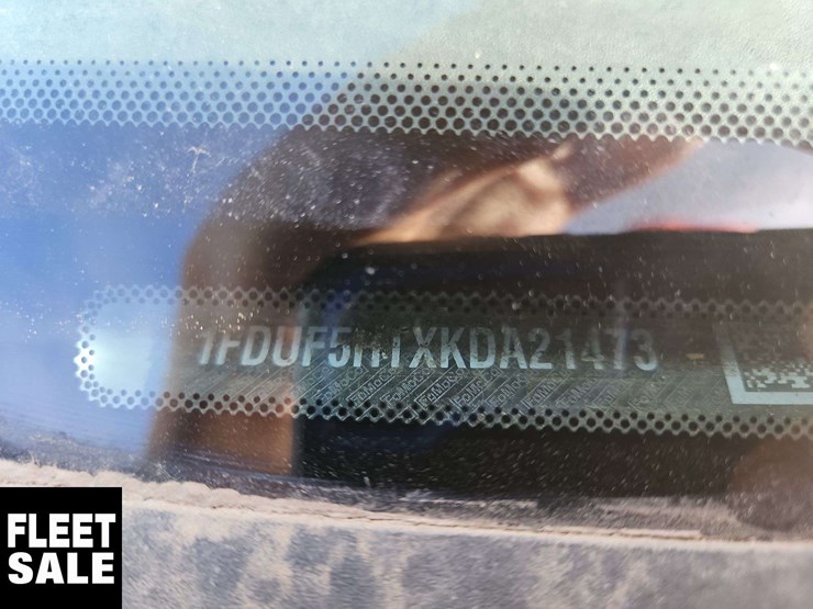 2019-ford-f550-image-28
