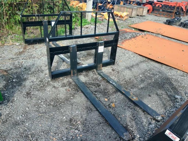 kivel-48"-forks-+-quick-attach-plate-image-1