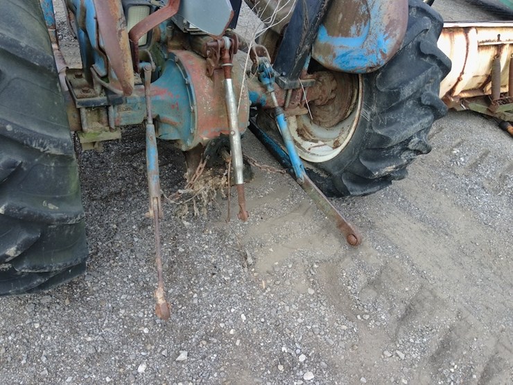 ford-3000-image-9
