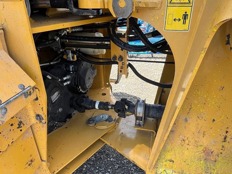 caterpillar-914m-image-7