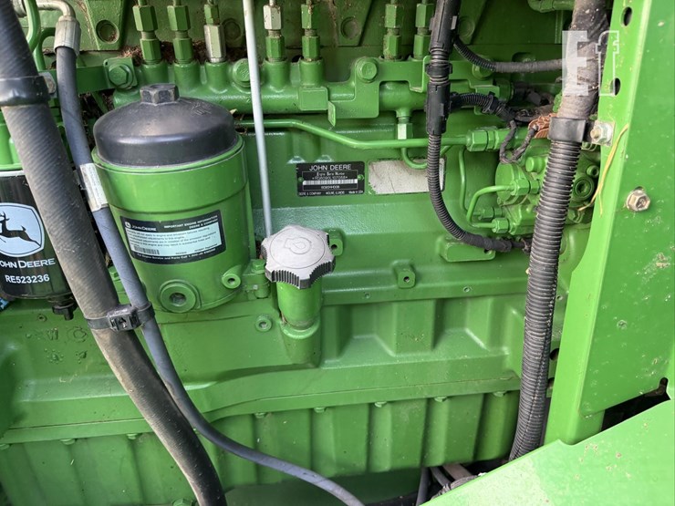 2011-john-deere-9770-sts-image-104