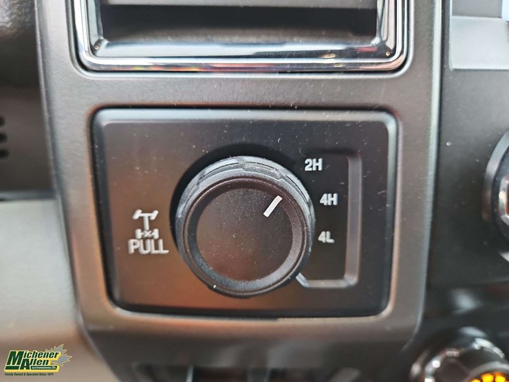 2022-ford-f250-image-21