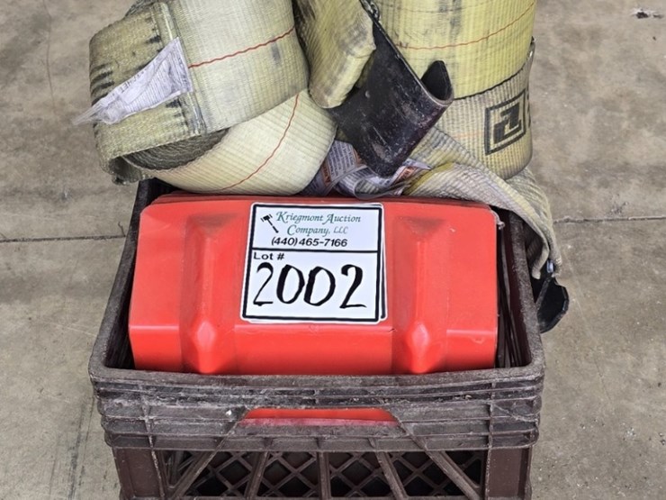 crate-of-ratchet-straps-image-2