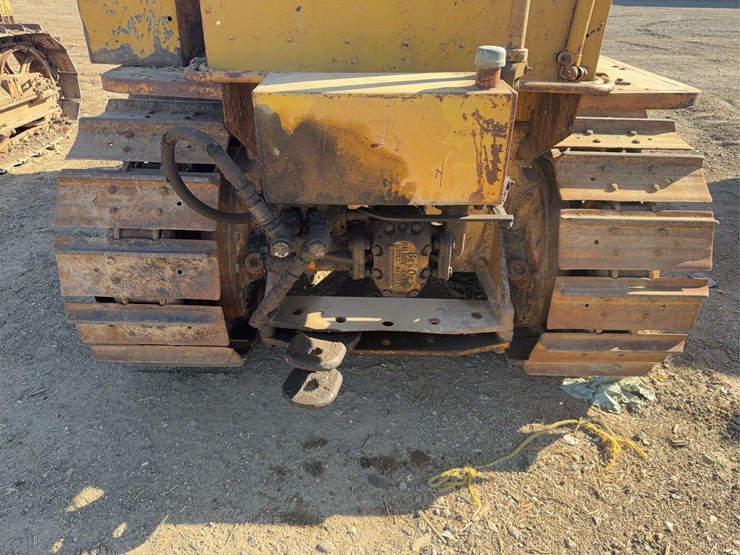 caterpillar-forty-diesel-image-40