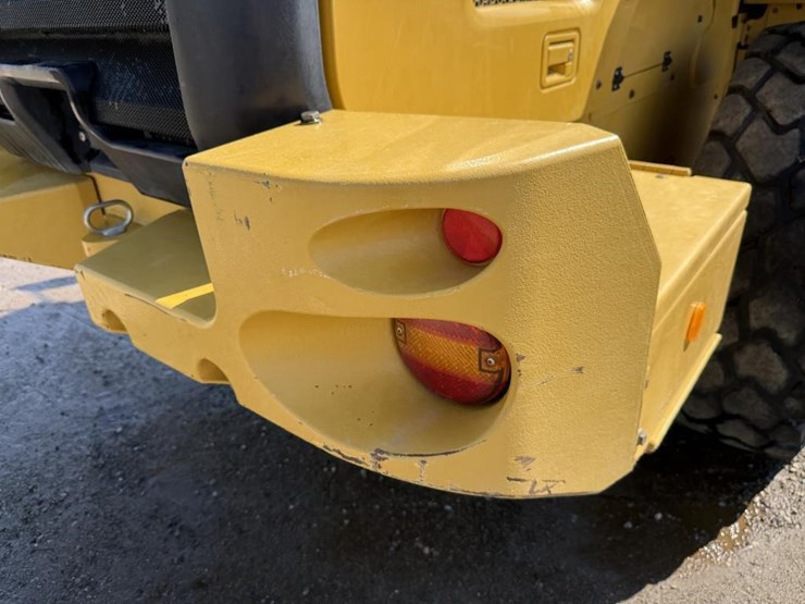2019-caterpillar-930m-image-41