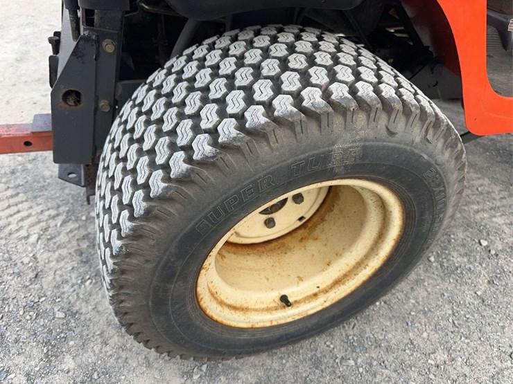 2007-kubota-gr2000-image-11