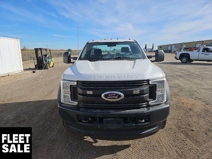 2019-ford-f550-image-8