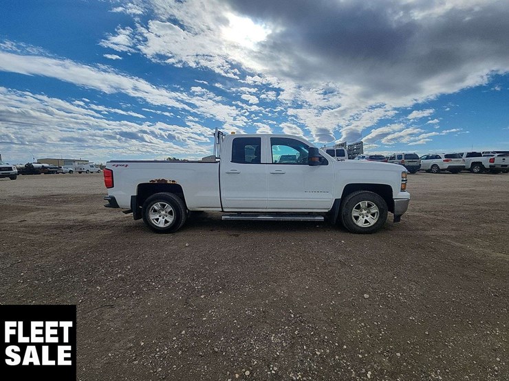 2015-chevrolet-silverado-1500-image-28