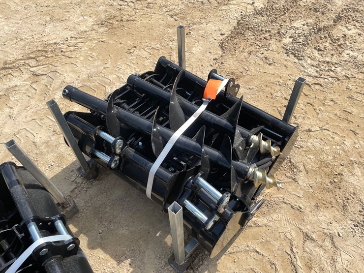 #2028-•-excavator-attachment-set-image-4