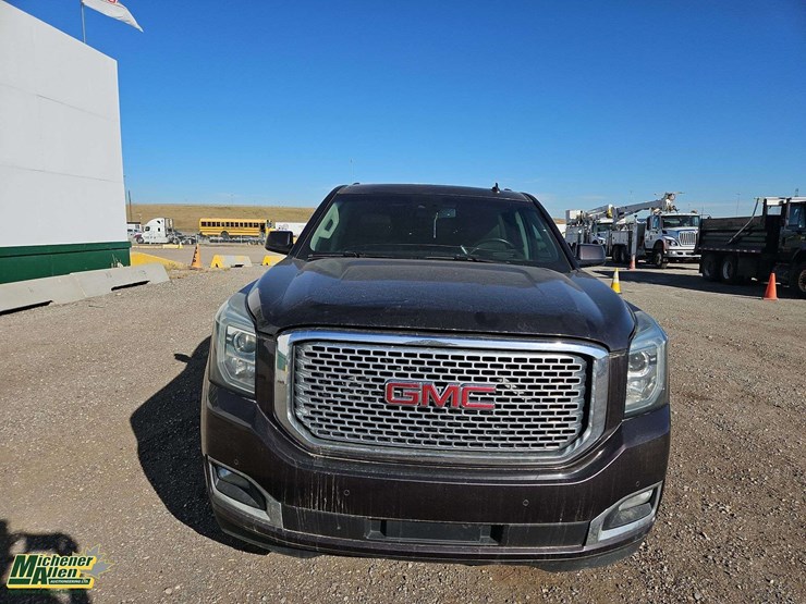 2015-gmc-yukon-xl-denali-image-8