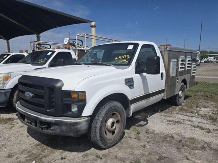 2008-ford-f250-image-1