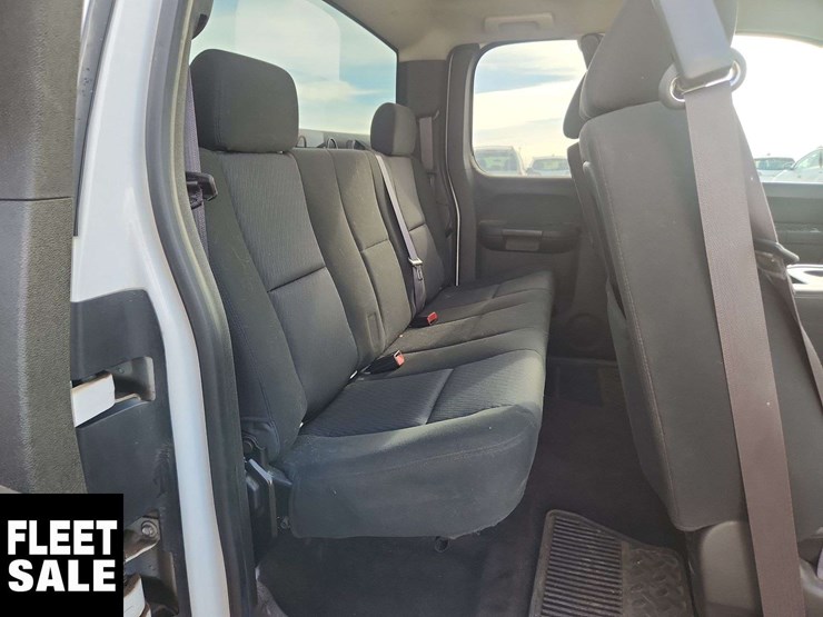 2013-gmc-sierra-1500-image-29