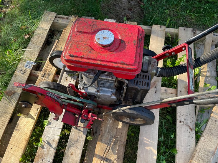 #3216-•-toro-58435-walk-behind-edger-image-3