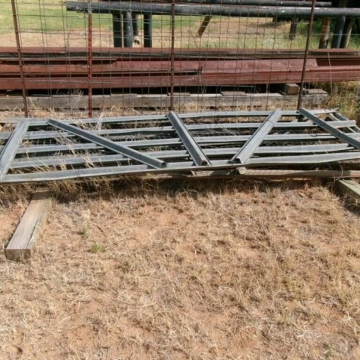 Gates, Galvanized 1pc 10' 2pcs 12'