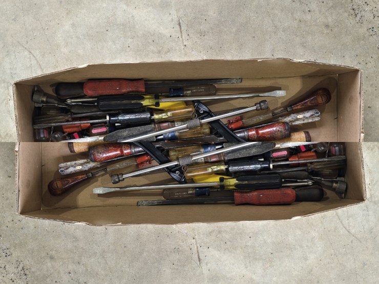 flat-of-misc-tools-image-1