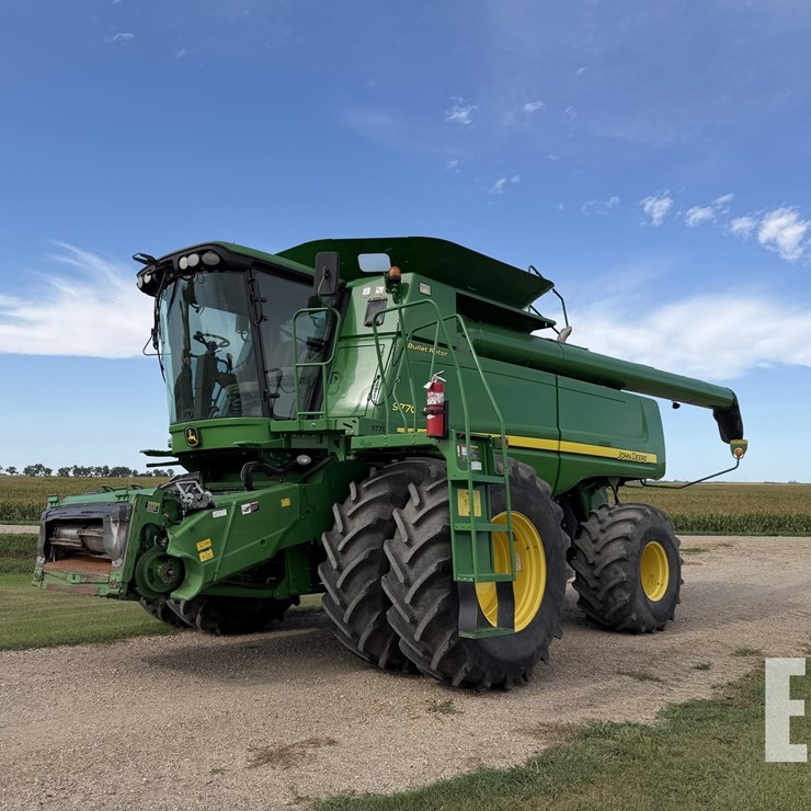 2011 JOHN DEERE 9770 STS