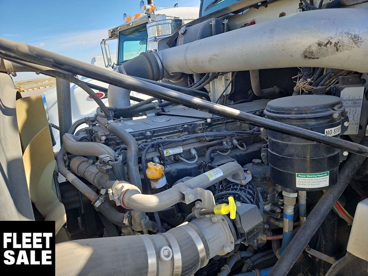 2018-western-star-4900-image-33
