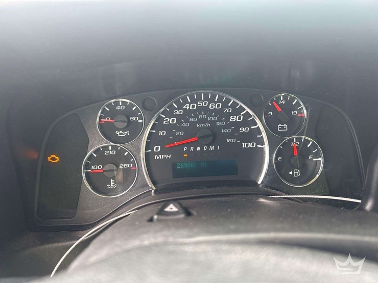 2015-chevrolet-express-4500-image-28