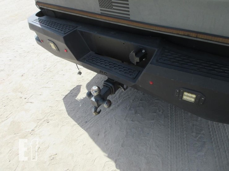 2008-chevrolet-3500-image-23