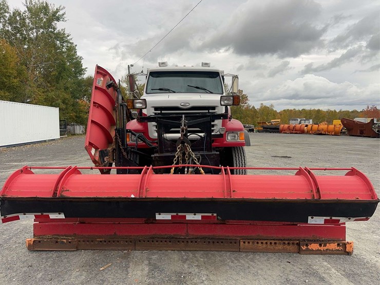 2005-sterling-l8500-image-2