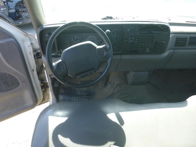 1996-dodge-ram-3500-image-8